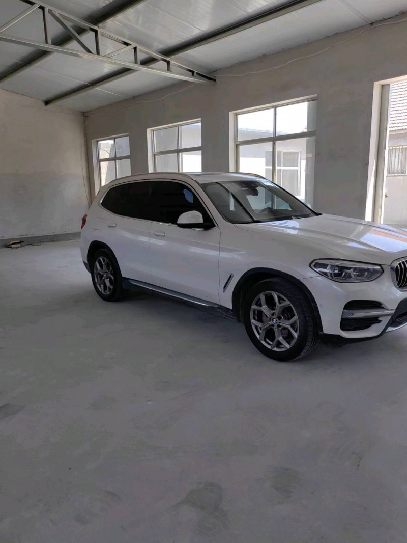 济南19年宝马X33