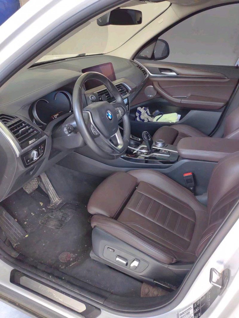 济南19年宝马X34