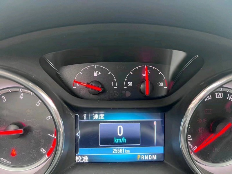 衡阳20年别克君威7