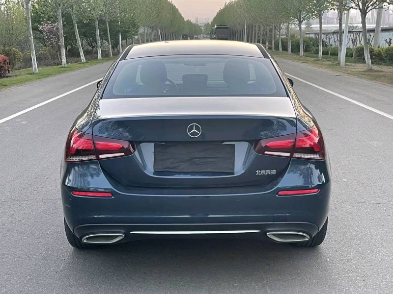 徐州19年奔驰A8