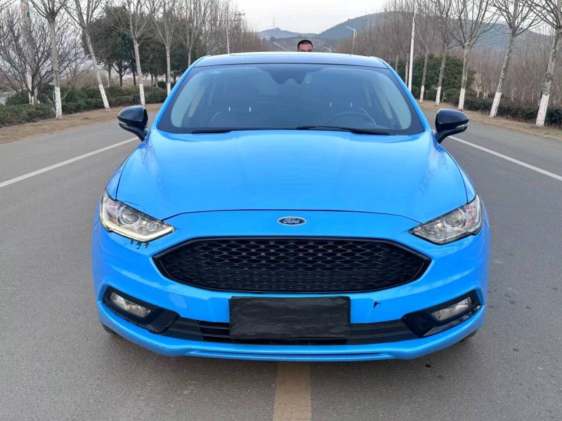 徐州17年福特蒙迪欧1