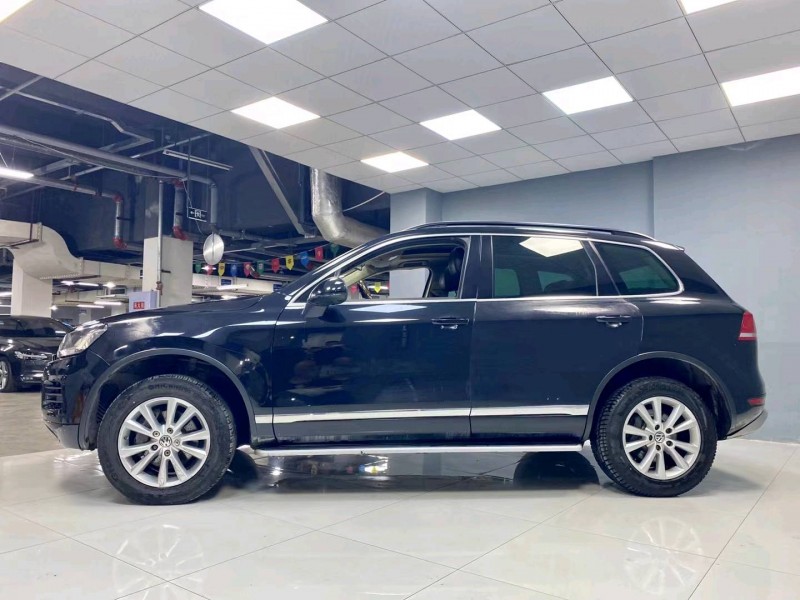 成都13年大众途锐2