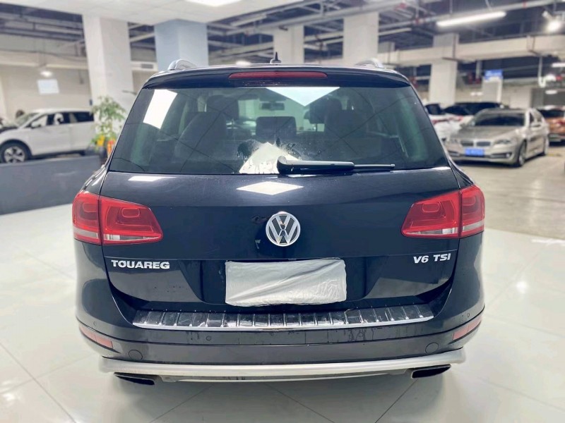 成都13年大众途锐5