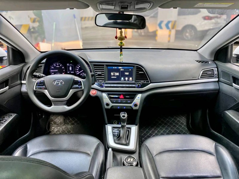 成都18年现代领动9