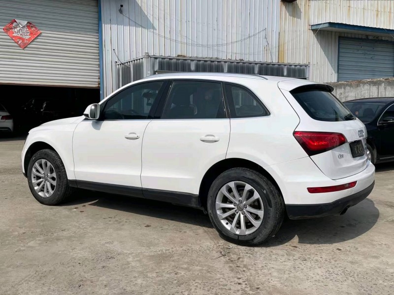 济宁14年奥迪Q58