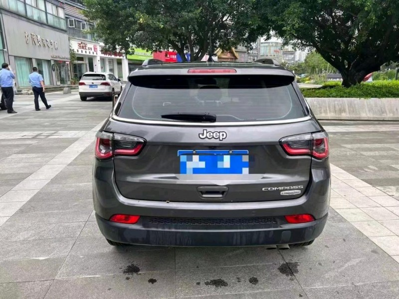 嘉兴19年Jeep指南者9