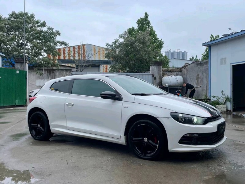 济宁14年大众尚酷2