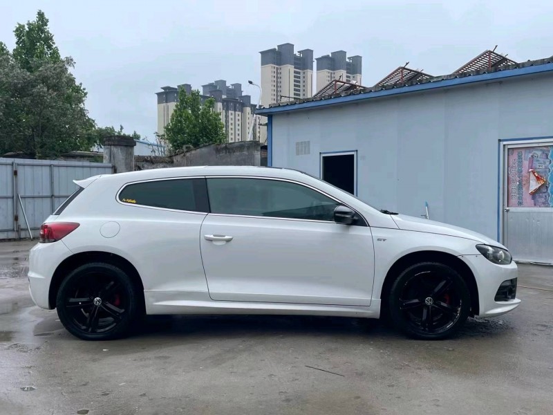 济宁14年大众尚酷6