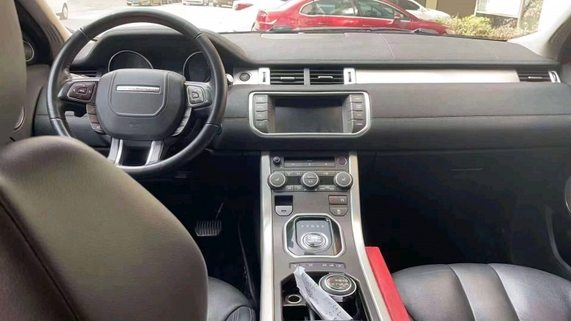 邵阳16年路虎极光6