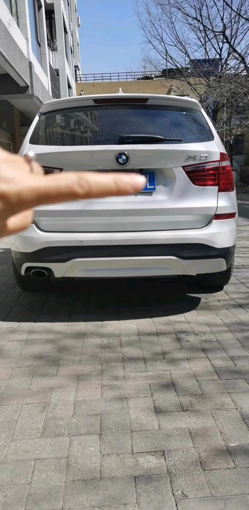 济宁17年宝马X36