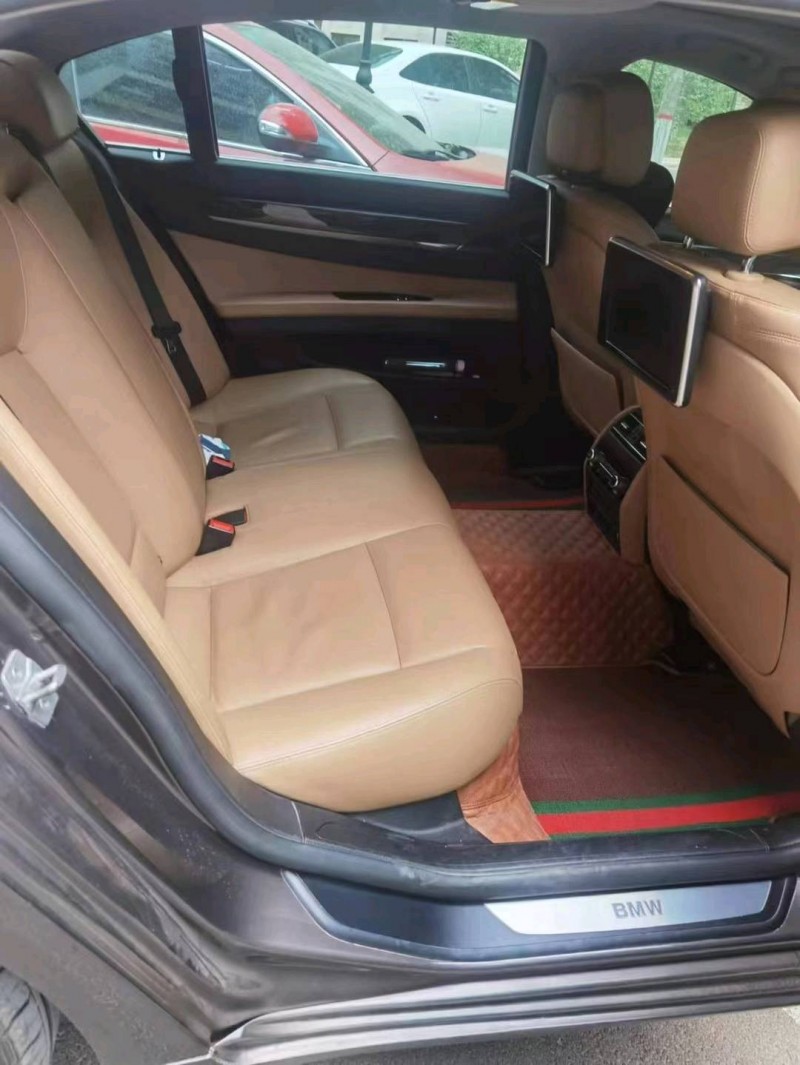 济宁14年宝马7系5