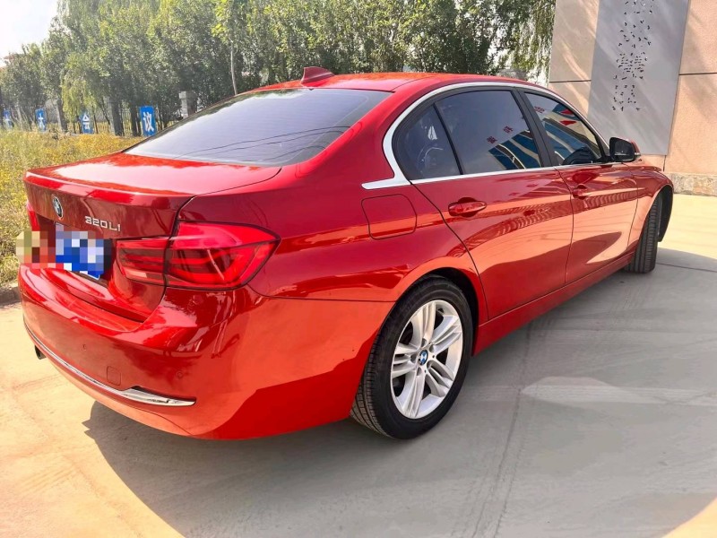保定17年宝马3系8