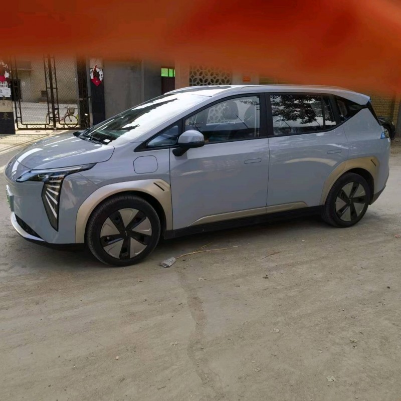 保定23年传祺埃安Y3