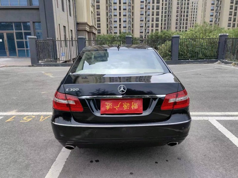 枣庄10年奔驰E9
