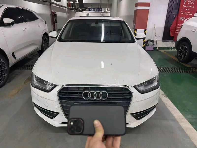 嘉兴12年奥迪A4L1