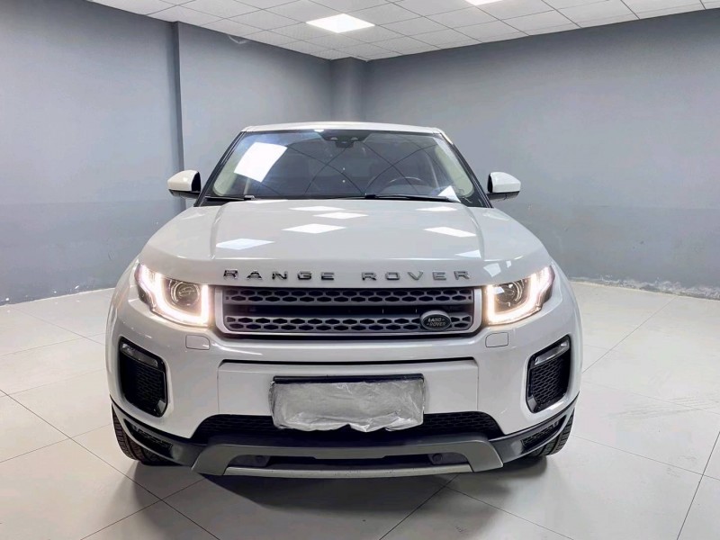 成都18年路虎极光1