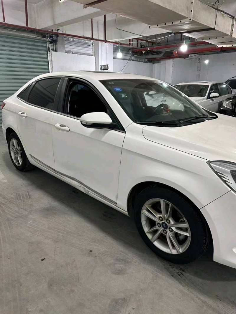 常州19年福特福睿斯3