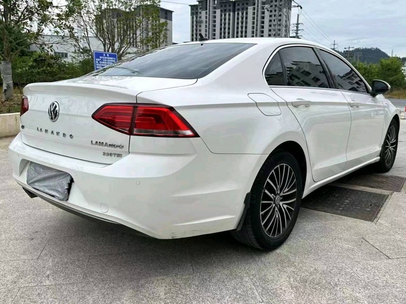 淮南17年大众凌渡6