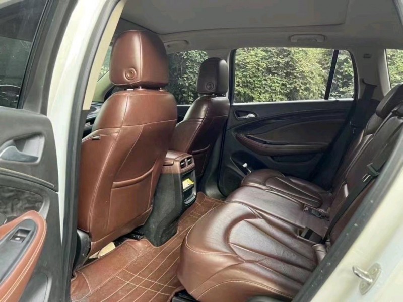 衡阳18年别克昂科威5