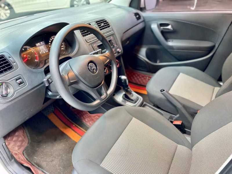 成都17年大众polo6