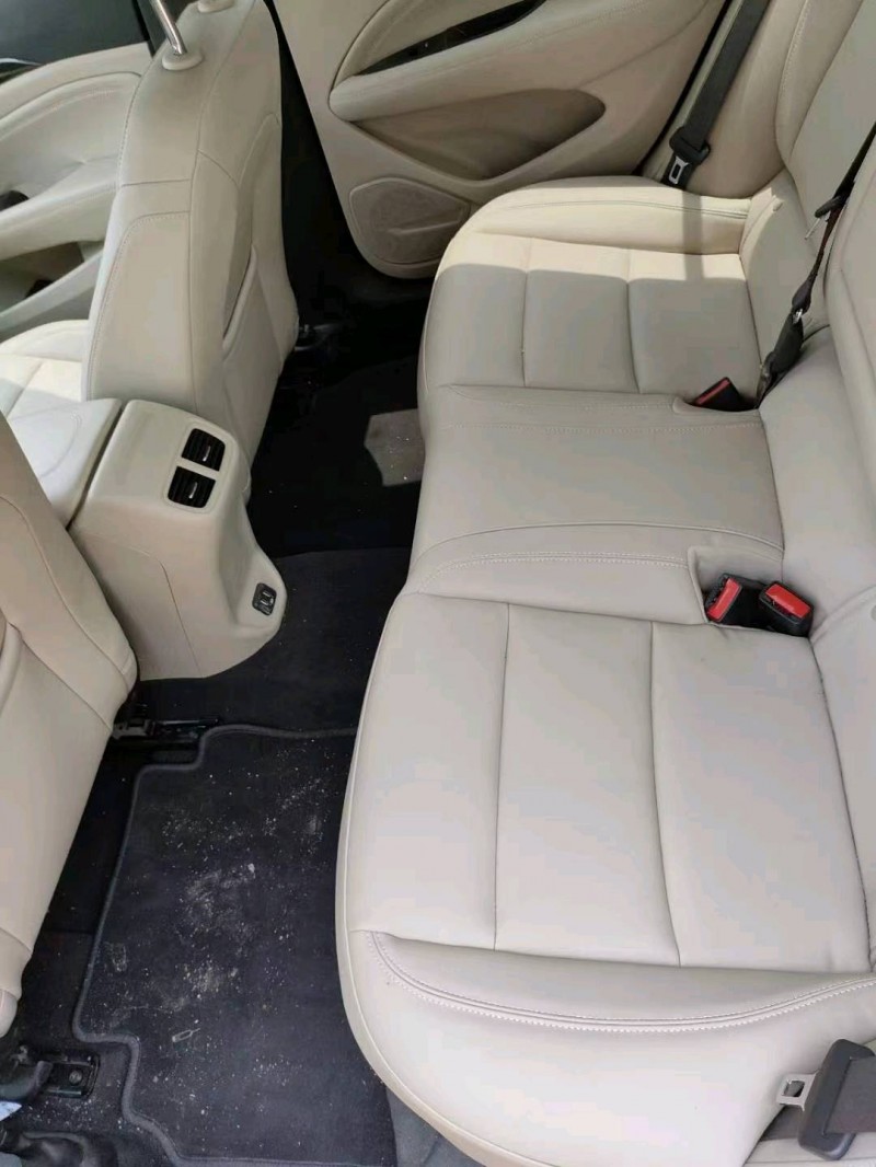 枣庄20年别克君威5