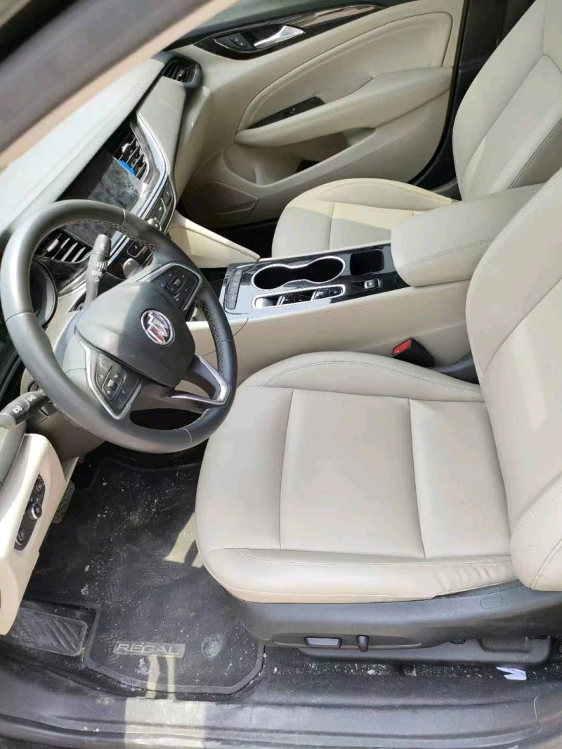 枣庄20年别克君威8