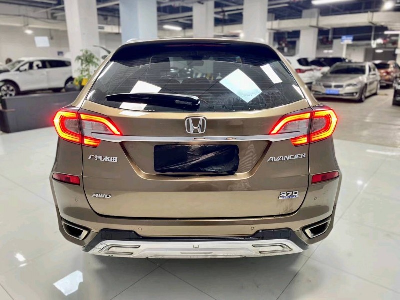 成都18年本田冠道5