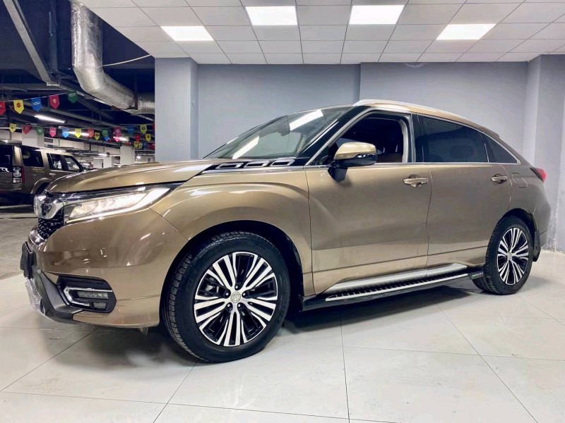 成都18年本田冠道4