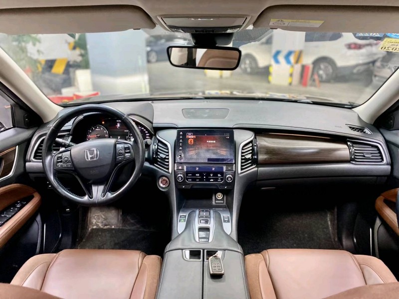 成都18年本田冠道9