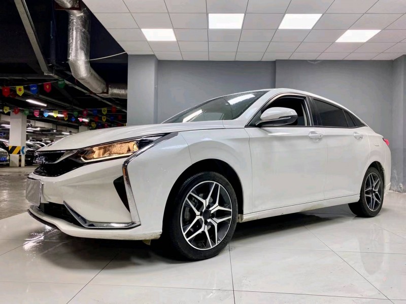 成都21年东风奕炫4