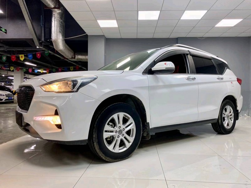 成都19年哈弗M64