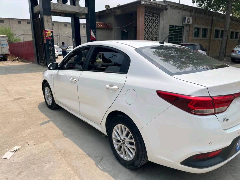 保定17年起亚K28