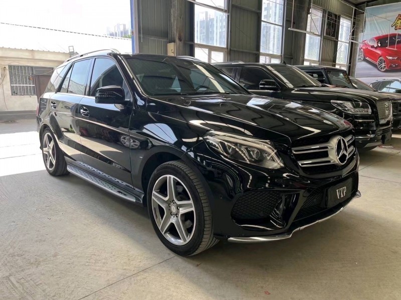 济宁17年奔驰GLE2