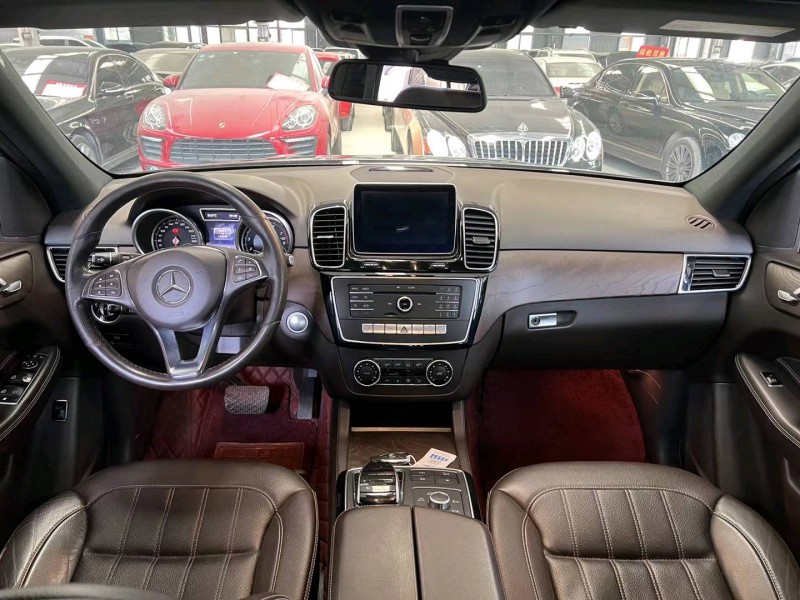 济宁17年奔驰GLE4