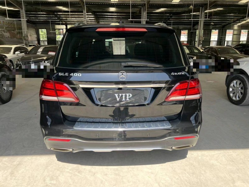 济宁17年奔驰GLE8