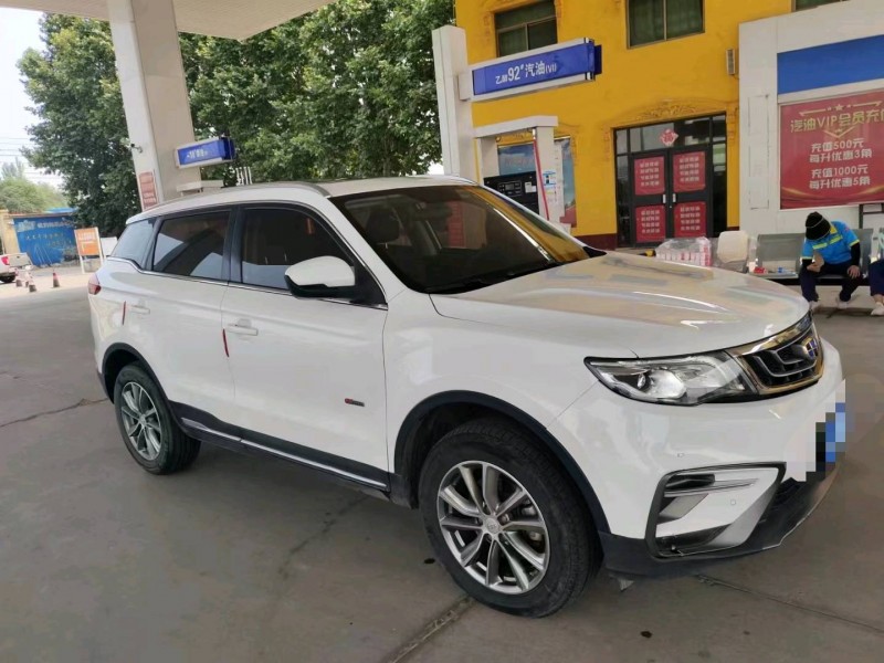 保定18年吉利博越3