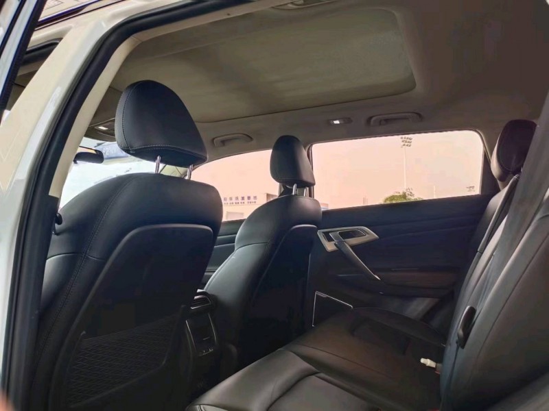 保定18年吉利博越6