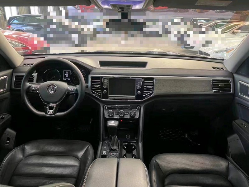 济宁17年大众途昂4