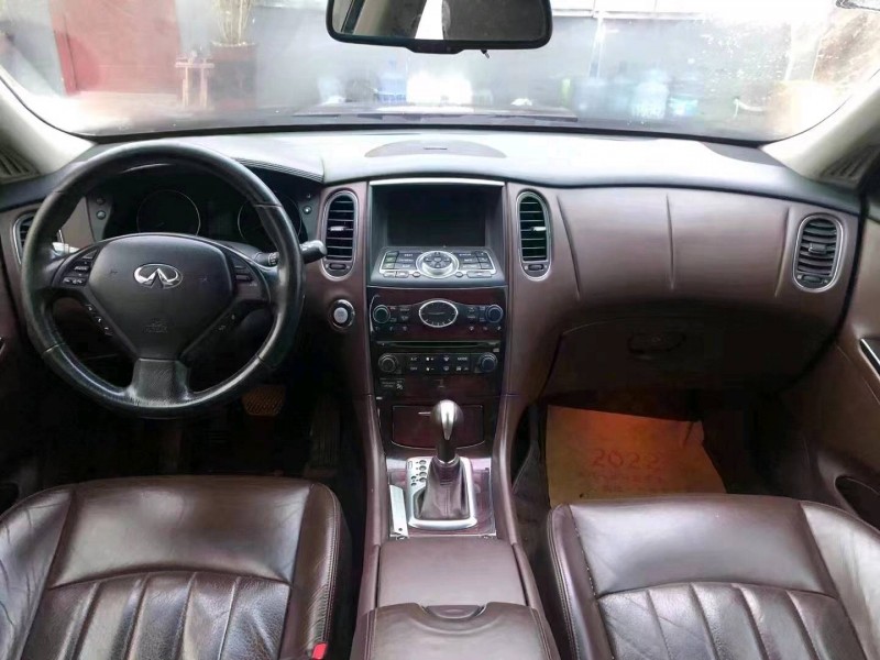 济宁14年英菲尼迪QX505