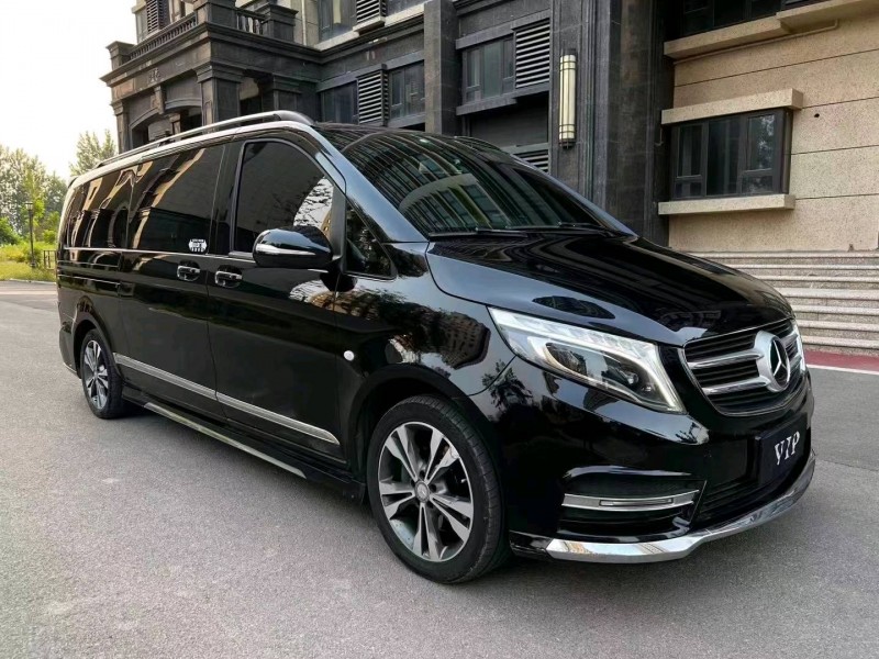 广州19年奔驰威霆2