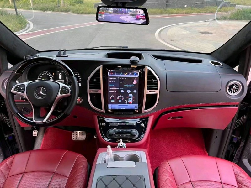 广州19年奔驰威霆6