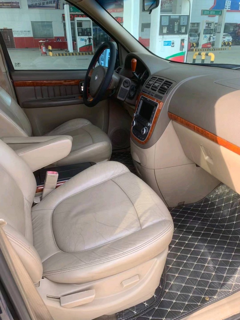 保定10年别克GL87