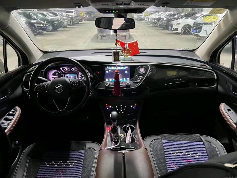 济宁19年别克昂科威4