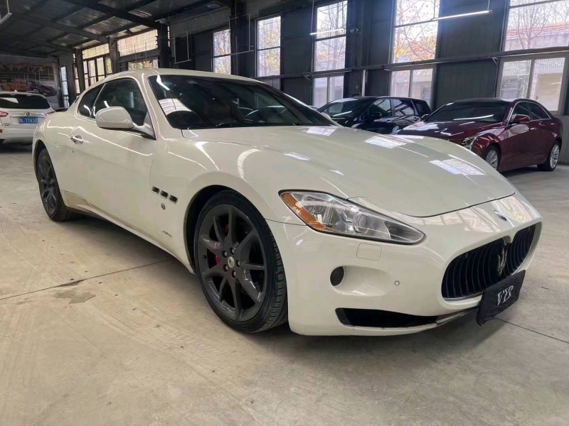 济宁09年玛莎拉蒂GT S2