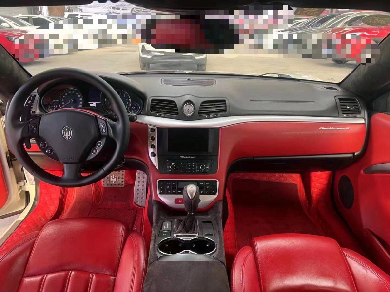 济宁09年玛莎拉蒂GT S6