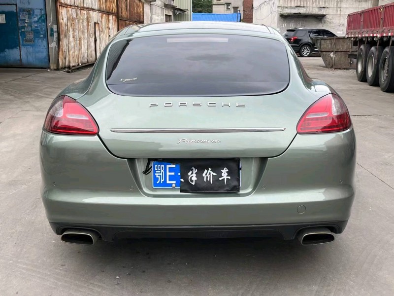 广州10年保时捷帕拉梅拉9