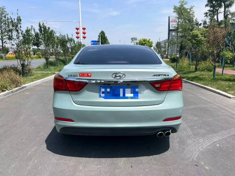 保定13年现代名图9