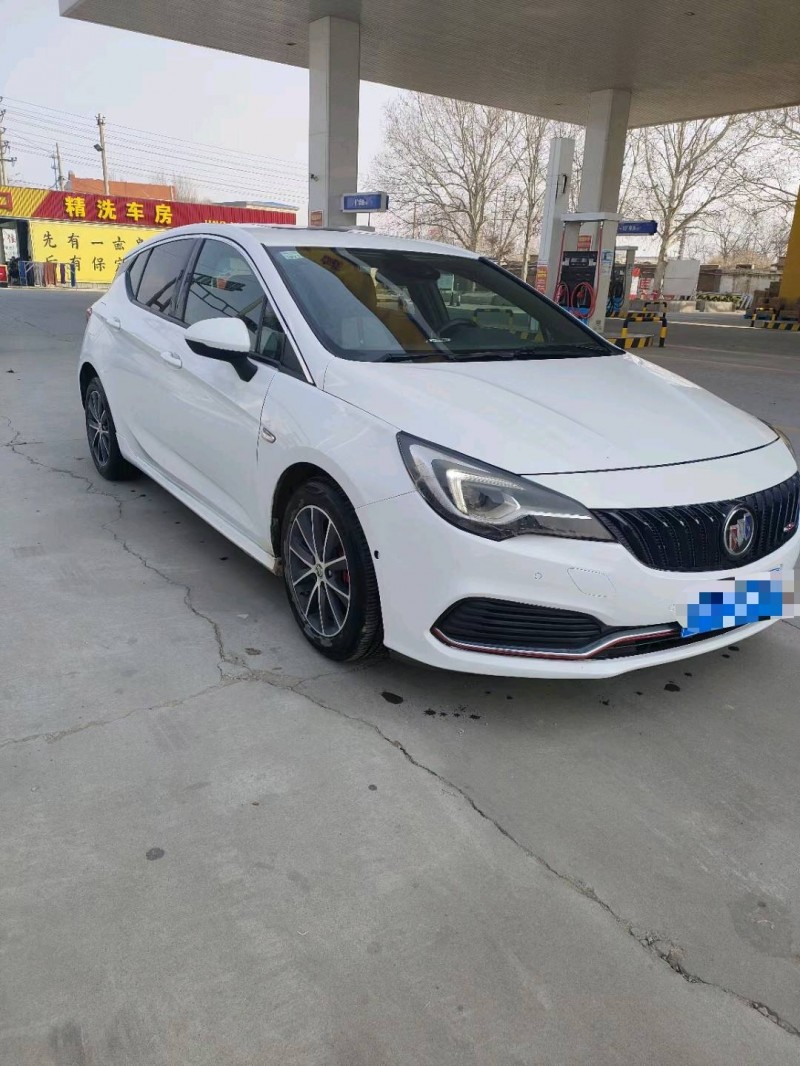 保定17年别克君威GS2