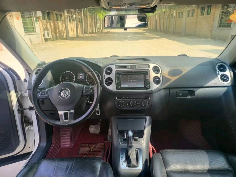 保定13年大众途观7