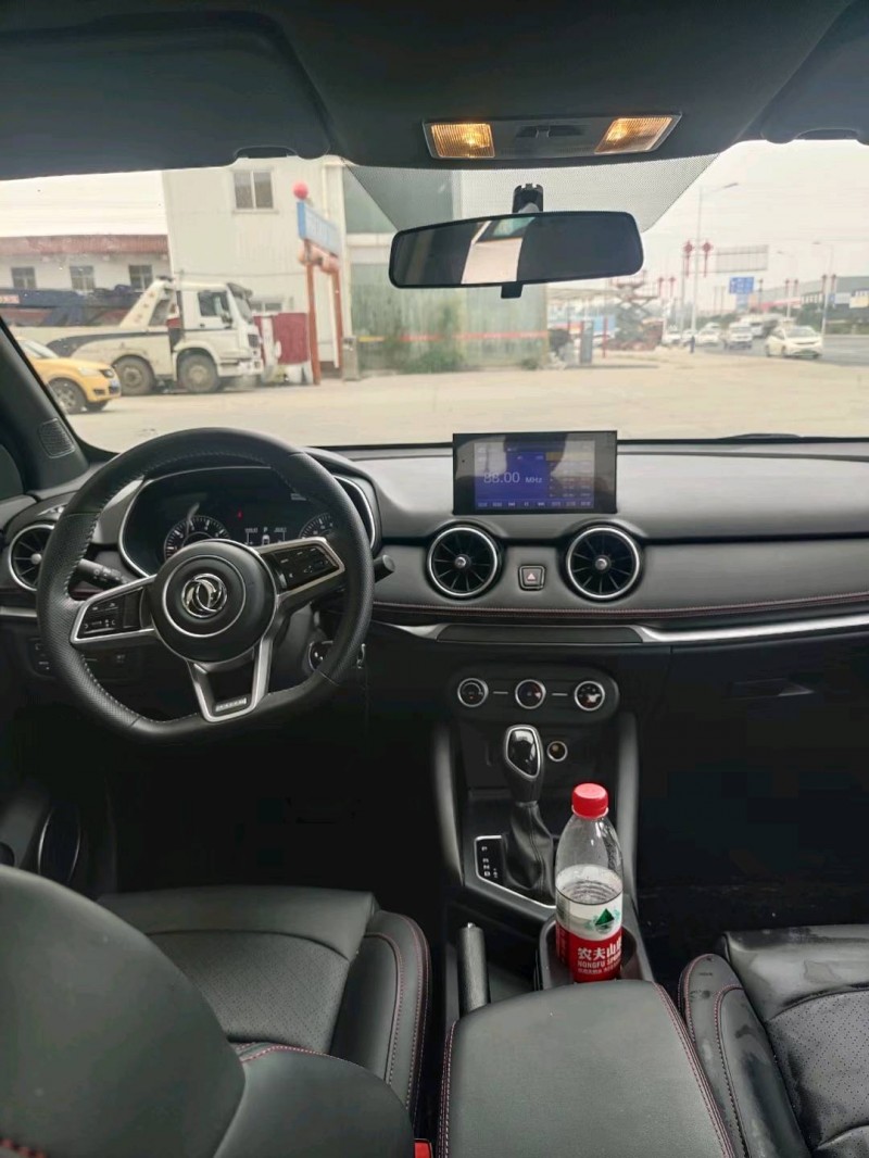 保定22年东风风光5